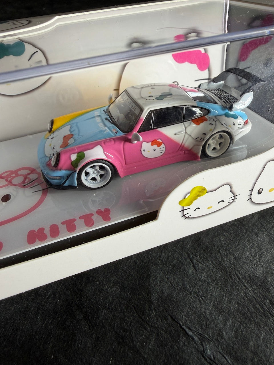 Flame Model - Porsche RWB 964 - Hello Kitty