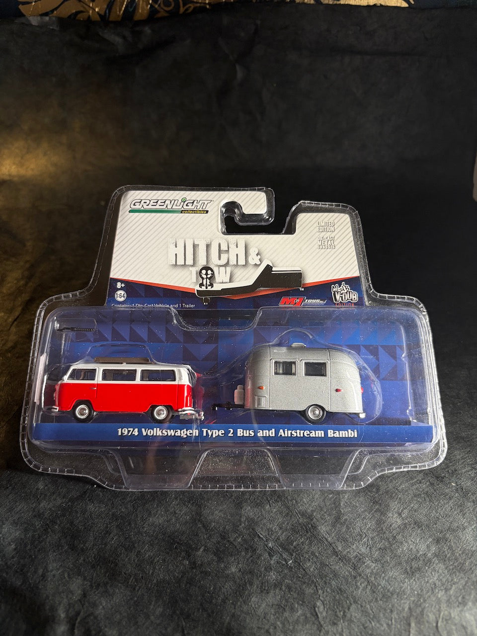 Greenlight - 1974 Volkswagen Type 2 Bus and Airstream Bambi - Hitch & Tow