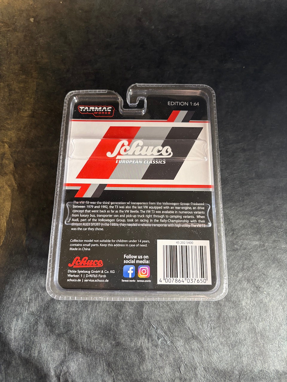 Tarmac Works x Schuco - VW T3 - Audi Sport