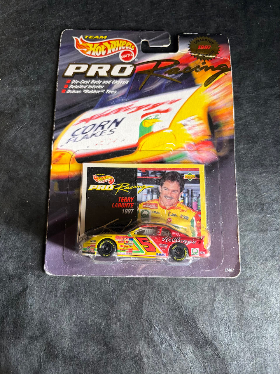 Hot Wheels - Nascar #5 Chevrolet Monte Carlo - Hot Wheels Pro Racing