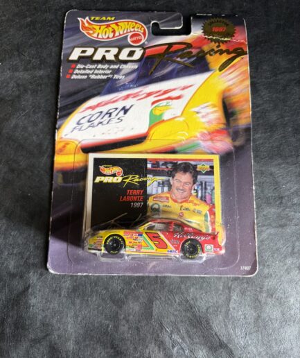 Hot Wheels - Nascar #5 Chevrolet Monte Carlo - Hot Wheels Pro Racing
